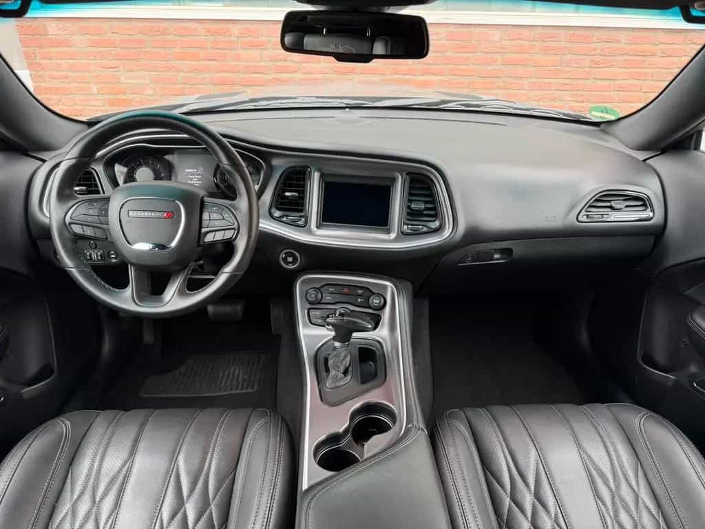 Dodge Challenger 3.6L SXT 12/2019-photo-7