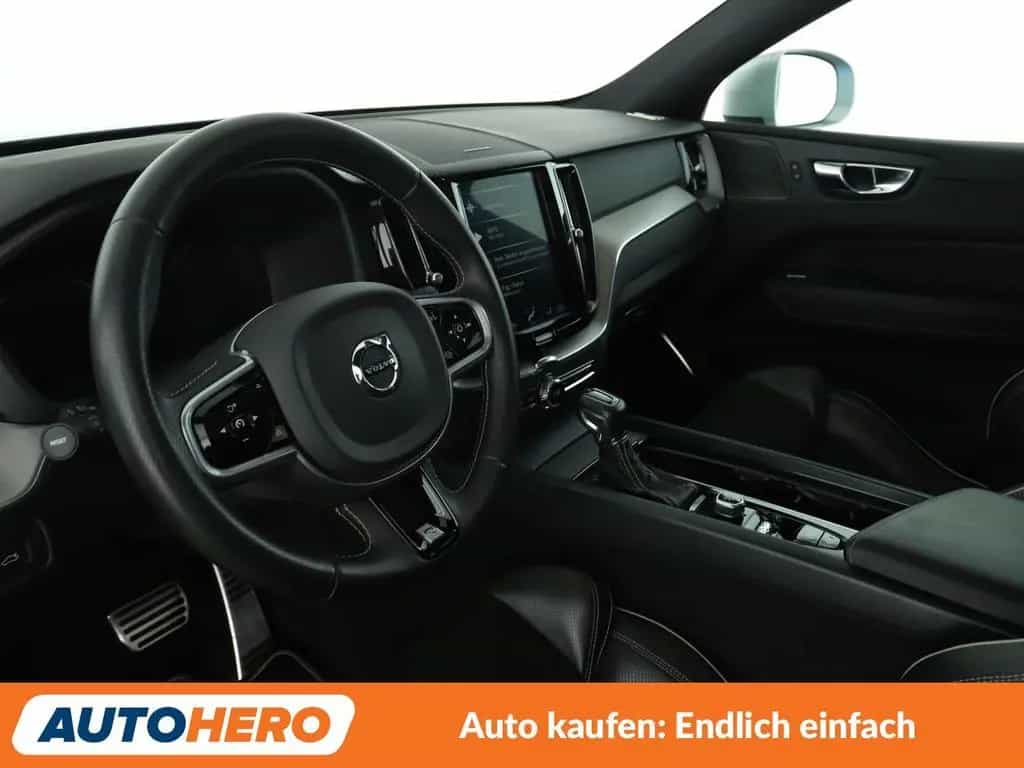 Volvo 2.0 T4 R Design 2WD Aut.*NAV*LED*HUD*ACC*CAM*PDC 07/2019-photo-10