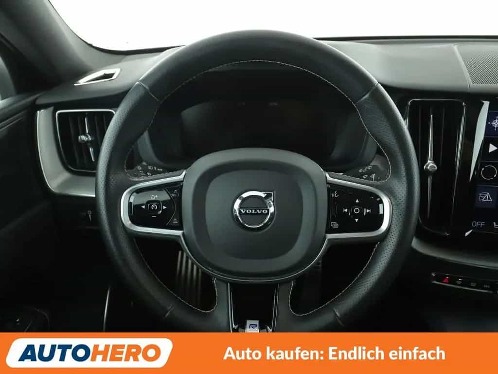 Volvo 2.0 T4 R Design 2WD Aut.*NAV*LED*HUD*ACC*CAM*PDC 07/2019-photo-18
