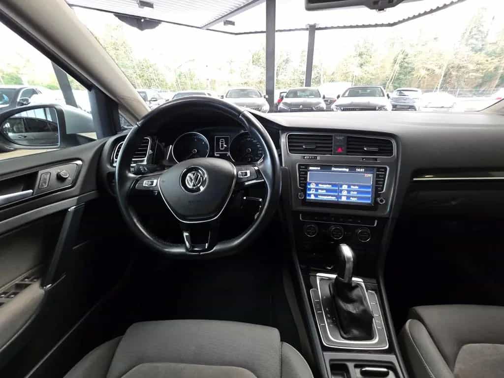 Volkswagen Golf VII Lim. 2.0 TDI Highline BMT PDC/NAVI 12/2014-photo-17