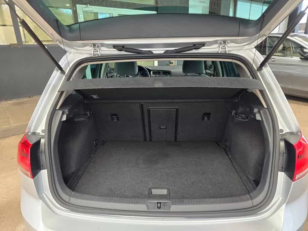 Volkswagen Golf VII Lim. 2.0 TDI Highline BMT PDC/NAVI 12/2014-photo-35