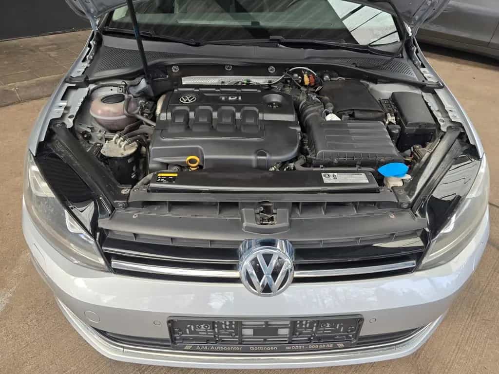 Volkswagen Golf VII Lim. 2.0 TDI Highline BMT PDC/NAVI 12/2014-photo-6