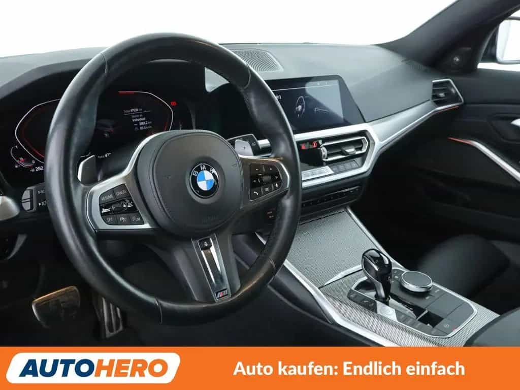 BMW 330 i xDrive M Sport Aut.*NAVI*LED*HUD*ACC*PDC* 09/2020-photo-10
