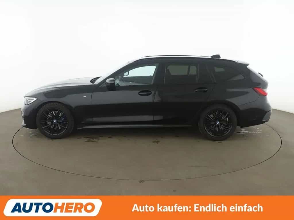 BMW 330 i xDrive M Sport Aut.*NAVI*LED*HUD*ACC*PDC* 09/2020-photo-2