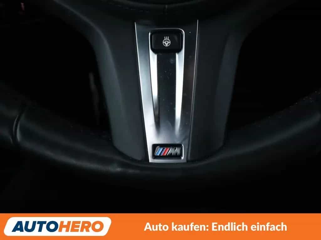 BMW 330 i xDrive M Sport Aut.*NAVI*LED*HUD*ACC*PDC* 09/2020-photo-29