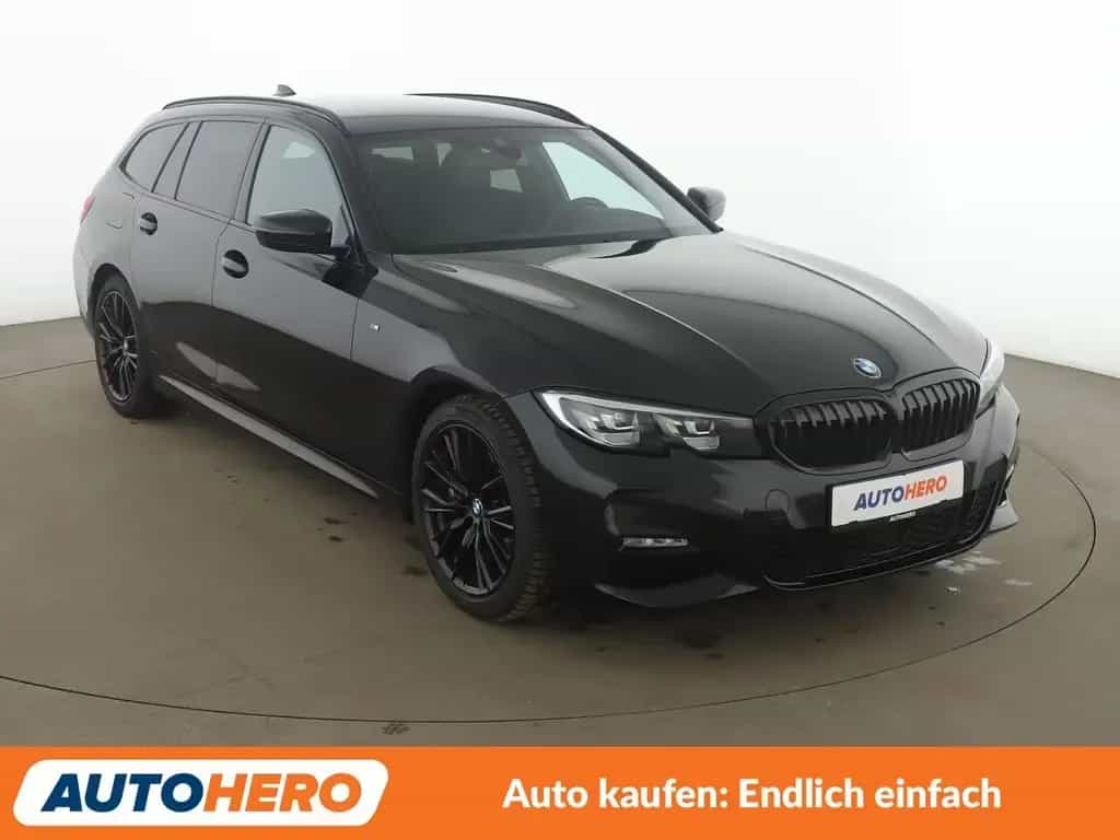 BMW 330 i xDrive M Sport Aut.*NAVI*LED*HUD*ACC*PDC* 09/2020-photo-7