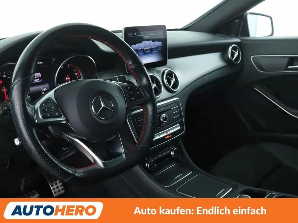 Mercedes-Benz CLA-Class 200 Shooting Brake AMG Line Aut.*LED*NAVI* 01/2019-photo-10