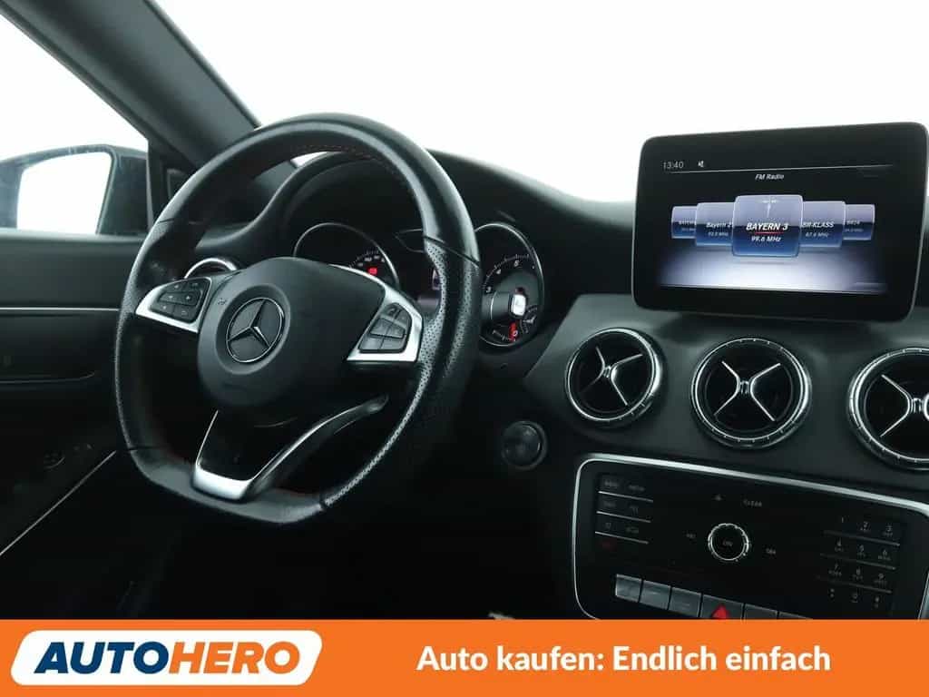 Mercedes-Benz CLA-Class 200 Shooting Brake AMG Line Aut.*LED*NAVI* 01/2019-photo-12