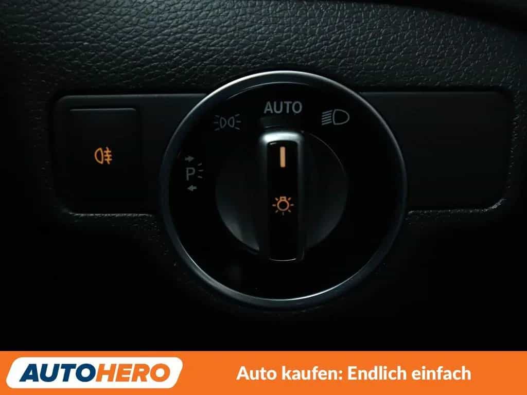 Mercedes-Benz CLA-Class 200 Shooting Brake AMG Line Aut.*LED*NAVI* 01/2019-photo-25
