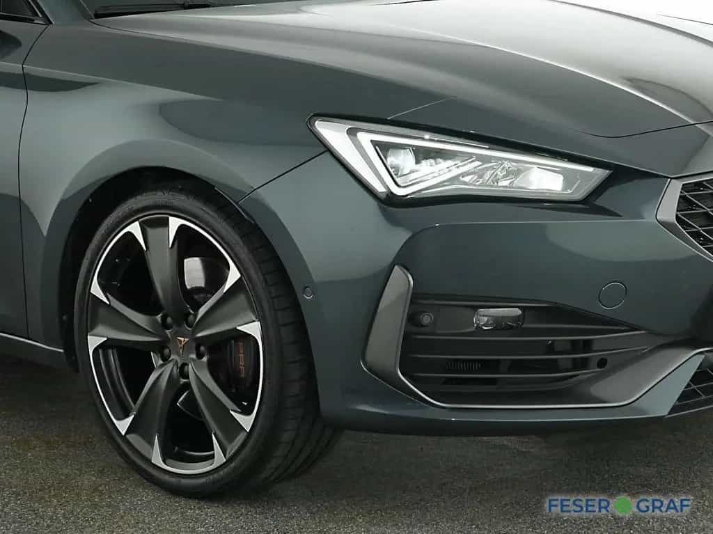 Cupra Leon ST VZ 2.0 TSI DSG AHK Panorama Schiebedach 01/2024-photo-11