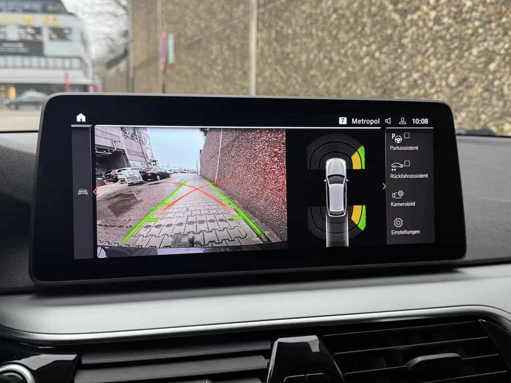 BMW 520 d Touring Aut. |DrivAssProf|LED|RFK|AHK 04/2023-photo-1