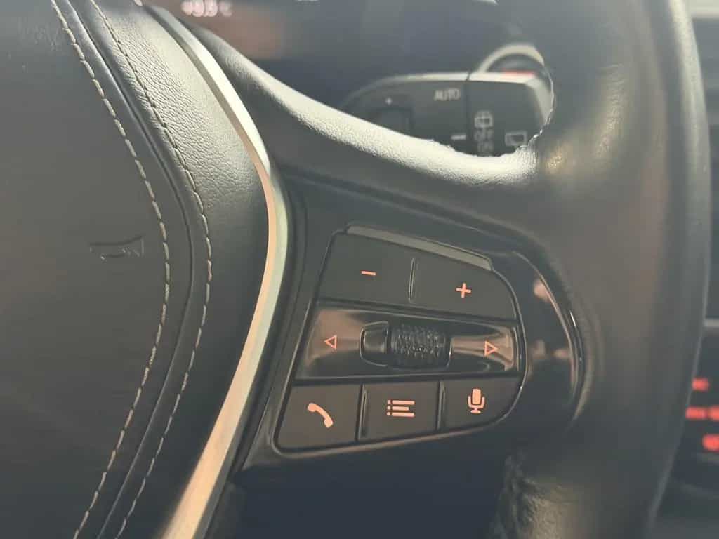 BMW 520 d Touring Aut. |DrivAssProf|LED|RFK|AHK 04/2023-photo-18
