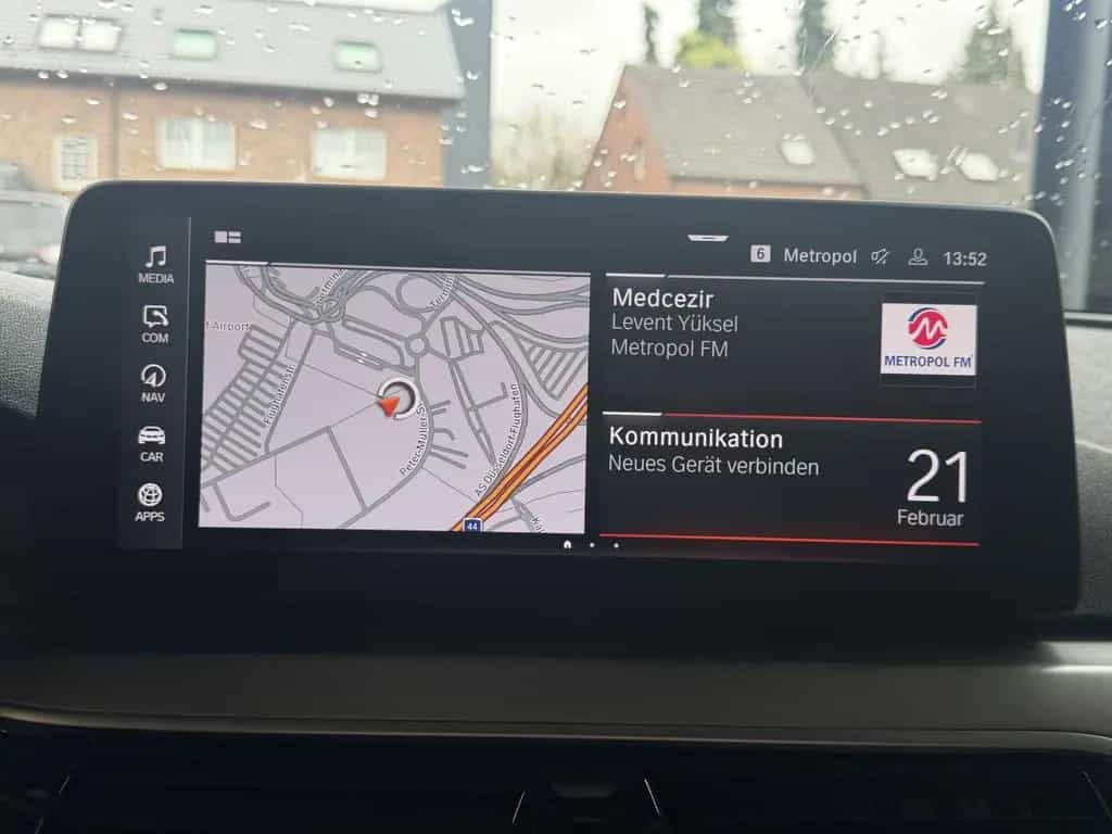 BMW 520 d Touring Aut. |DrivAssProf|LED|RFK|AHK 04/2023-photo-24