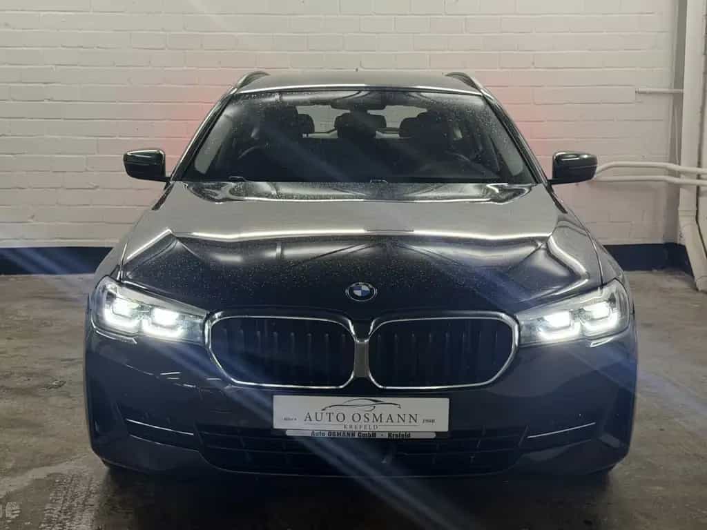 BMW 520 d Touring Aut. |DrivAssProf|LED|RFK|AHK 04/2023-photo-3