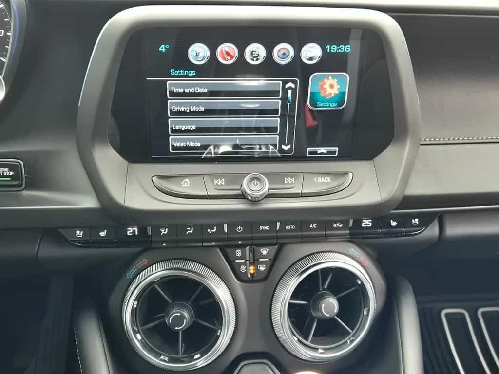 Chevrolet Camaro 2.0 TURBO 50th Anniversary*BOSE*CARPLAY 08/2017-photo-23