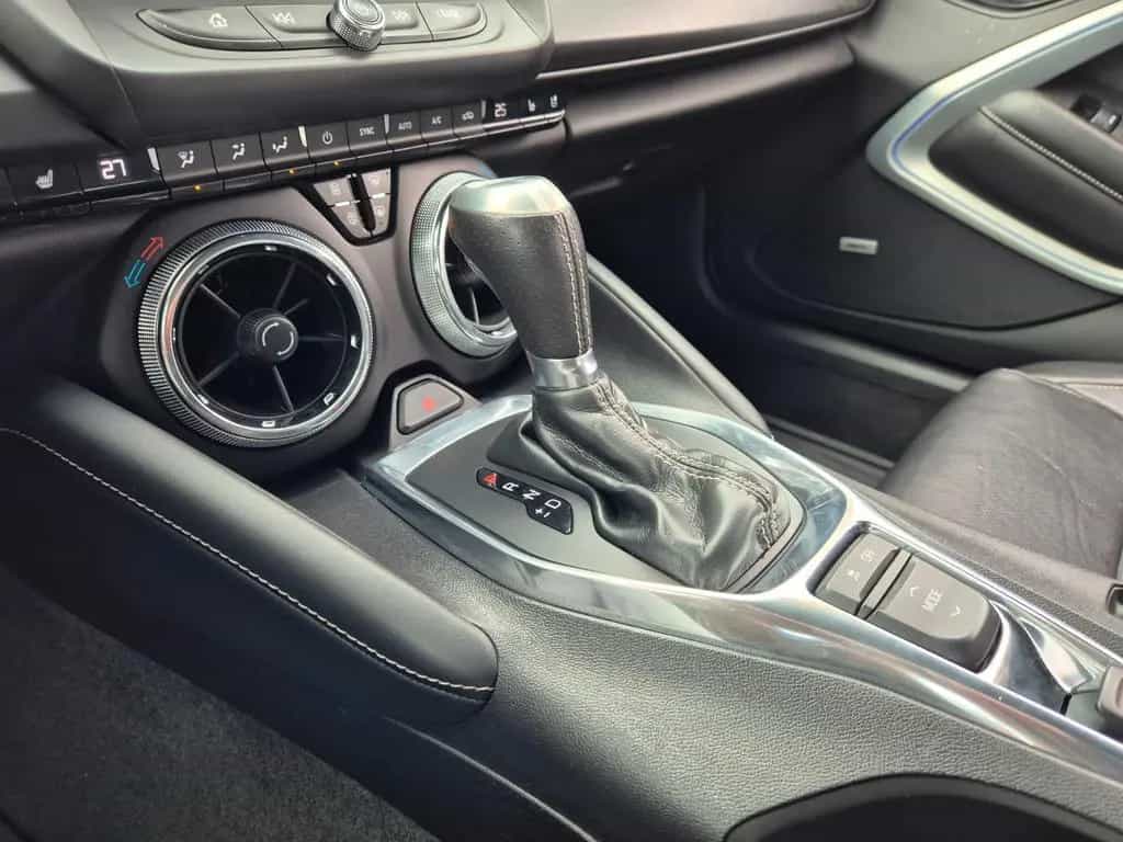Chevrolet Camaro 2.0 TURBO 50th Anniversary*BOSE*CARPLAY 08/2017-photo-24