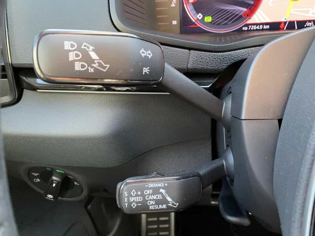 Skoda Karoq 1.5TSI DSG SportLine Navi+Lenk-Sitzhz+ACC 01/2025-photo-18