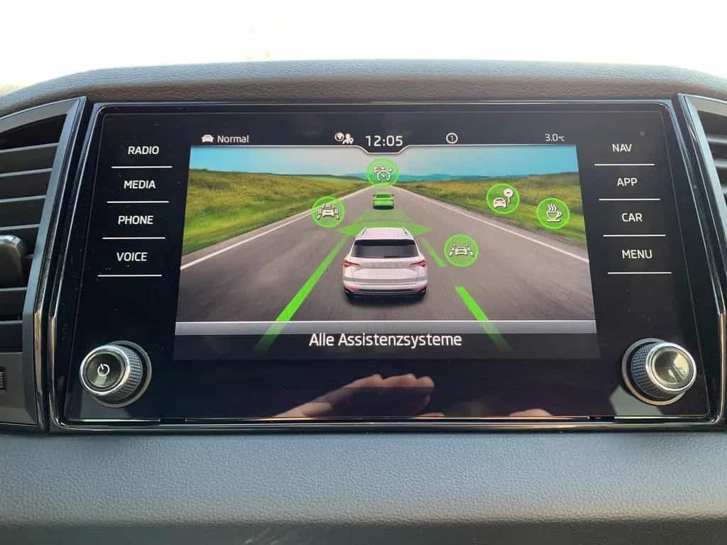 Skoda Karoq 1.5TSI DSG SportLine Navi+Lenk-Sitzhz+ACC 01/2025-photo-22