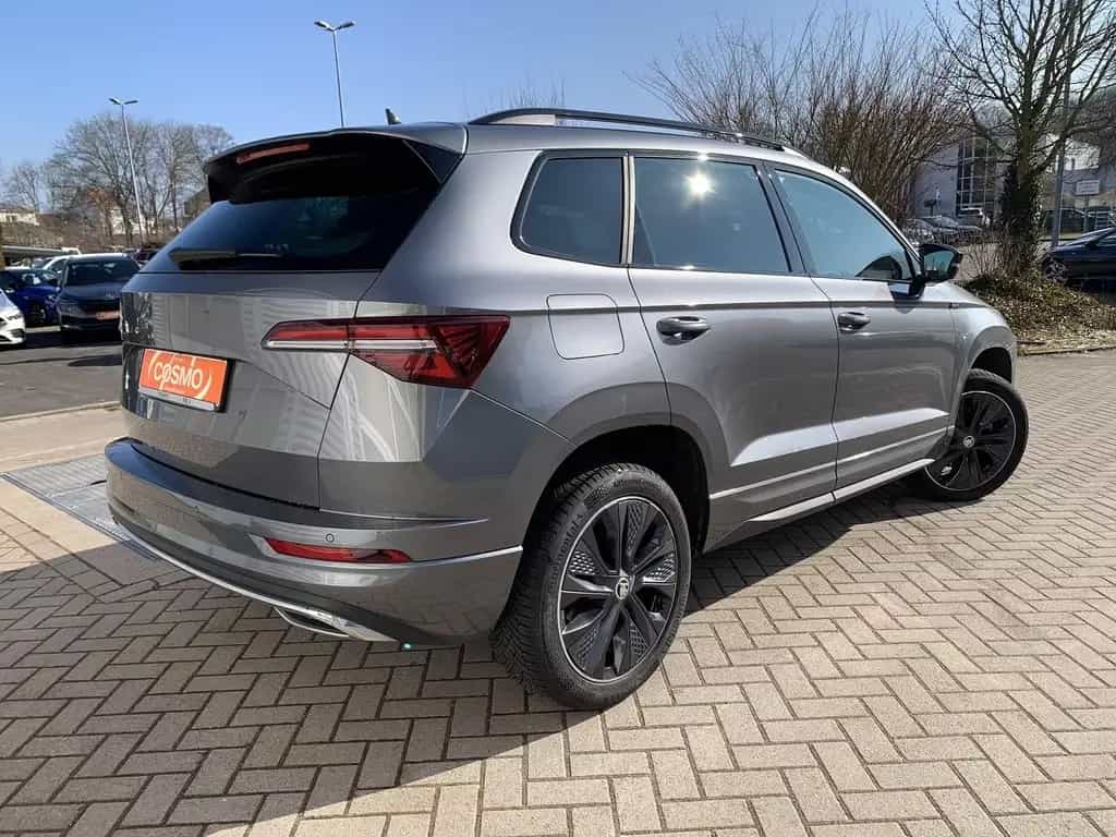 Skoda Karoq 1.5TSI DSG SportLine Navi+Lenk-Sitzhz+ACC 01/2025-photo-4