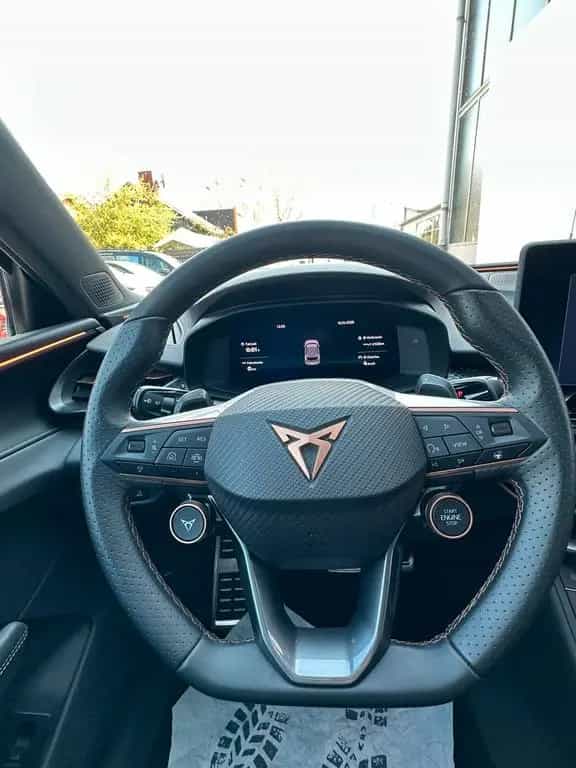 Cupra Terramar 1.5 eTSI Navi/Distronic/Autom/Klima/LED 06/2025-photo-11