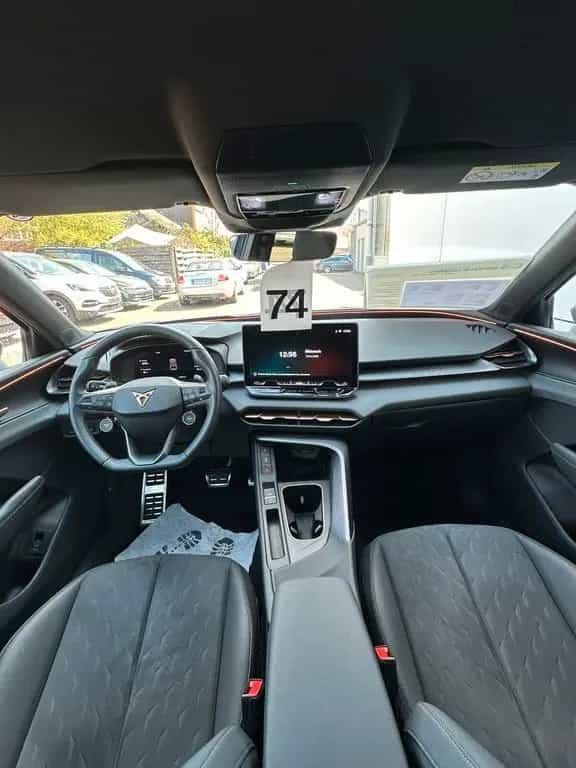 Cupra Terramar 1.5 eTSI Navi/Distronic/Autom/Klima/LED 06/2025-photo-8