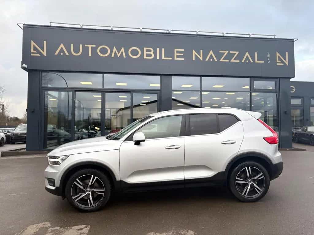 Volvo XC40 INSCRIPTION AWD*AUT*LED*LEDER*KAMERA*2.HD* 03/2019-photo-10