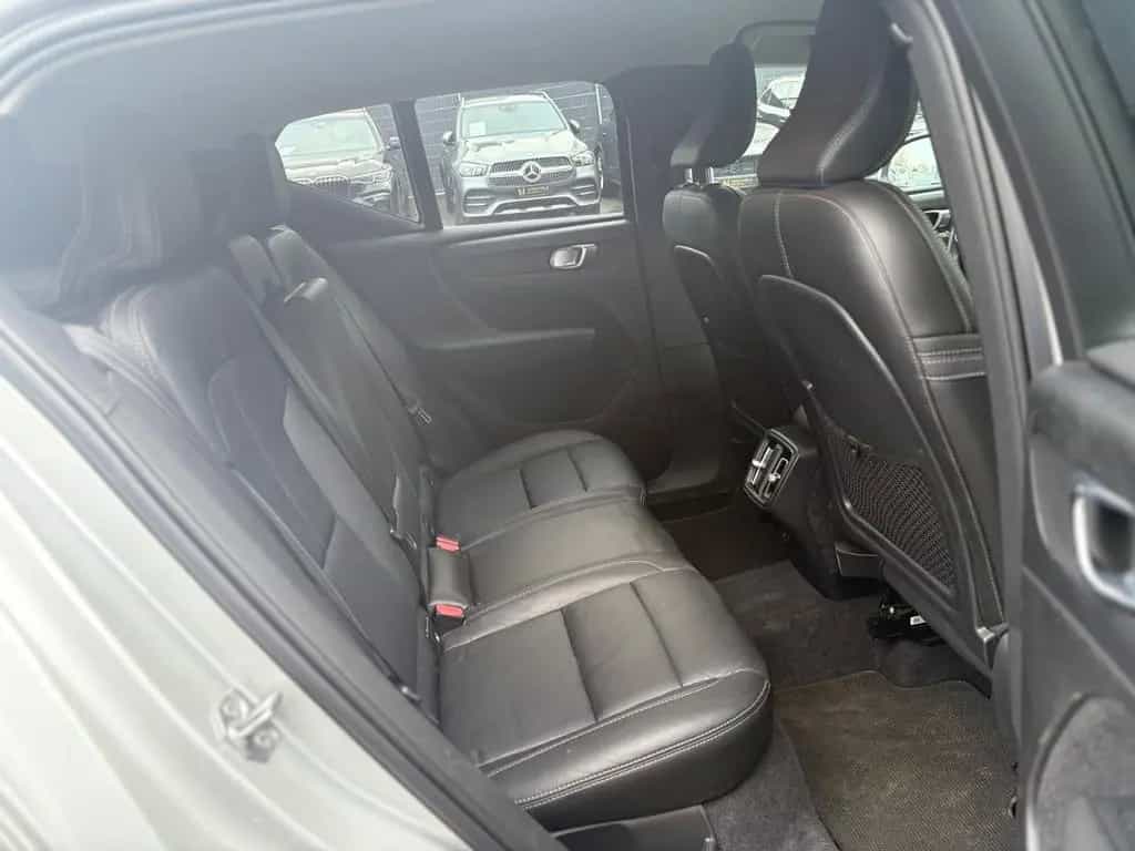 Volvo XC40 INSCRIPTION AWD*AUT*LED*LEDER*KAMERA*2.HD* 03/2019-photo-17