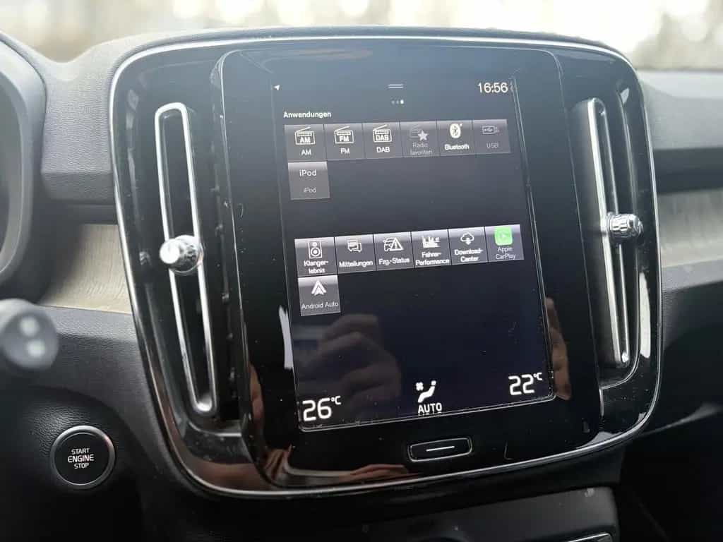 Volvo XC40 INSCRIPTION AWD*AUT*LED*LEDER*KAMERA*2.HD* 03/2019-photo-27