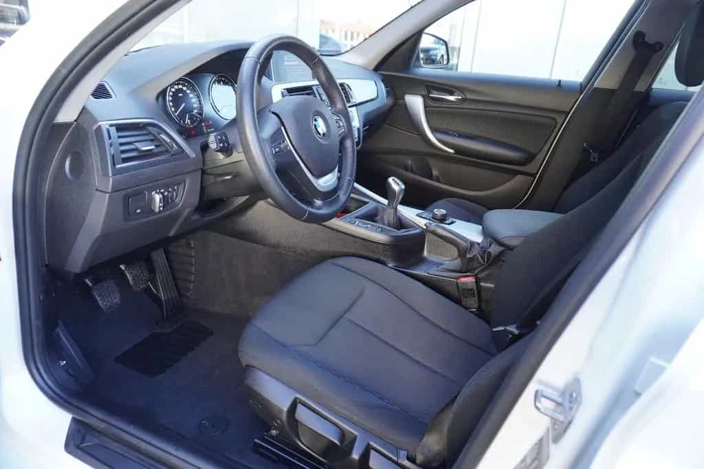 BMW 1 Series 118 i Lim. Tempomat/PDC 06/2019-photo-12