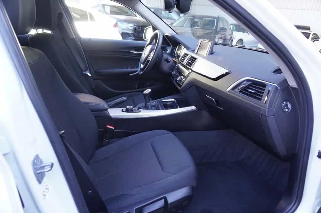 BMW 1 Series 118 i Lim. Tempomat/PDC 06/2019-photo-16