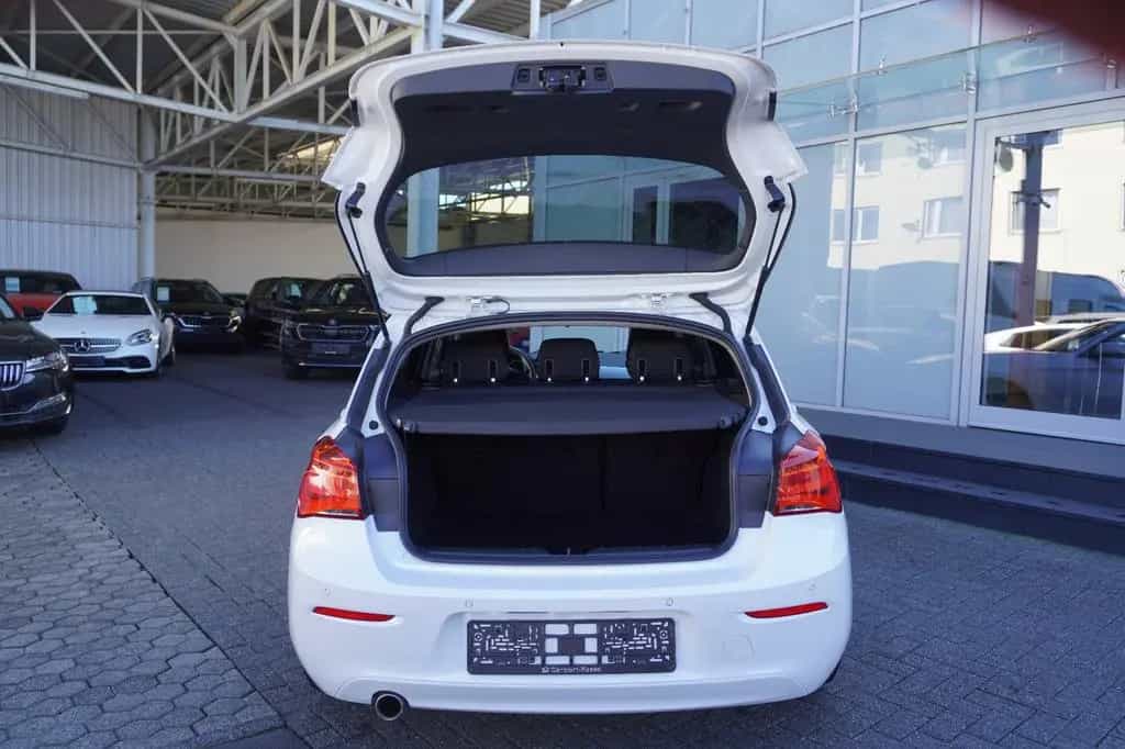 BMW 1 Series 118 i Lim. Tempomat/PDC 06/2019-photo-6