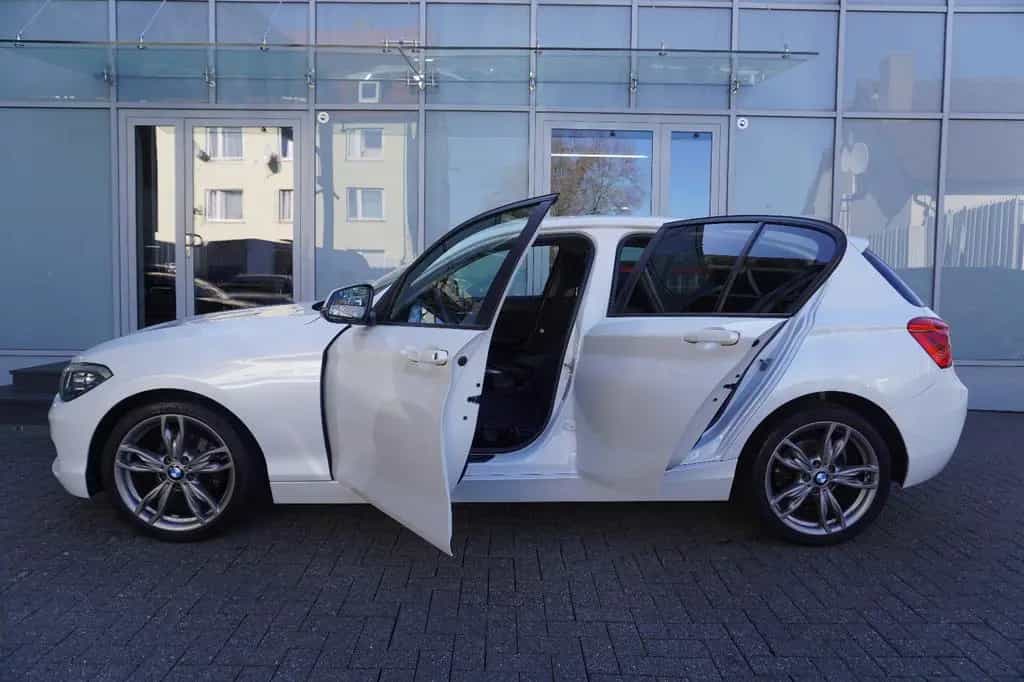 BMW 1 Series 118 i Lim. Tempomat/PDC 06/2019-photo-9
