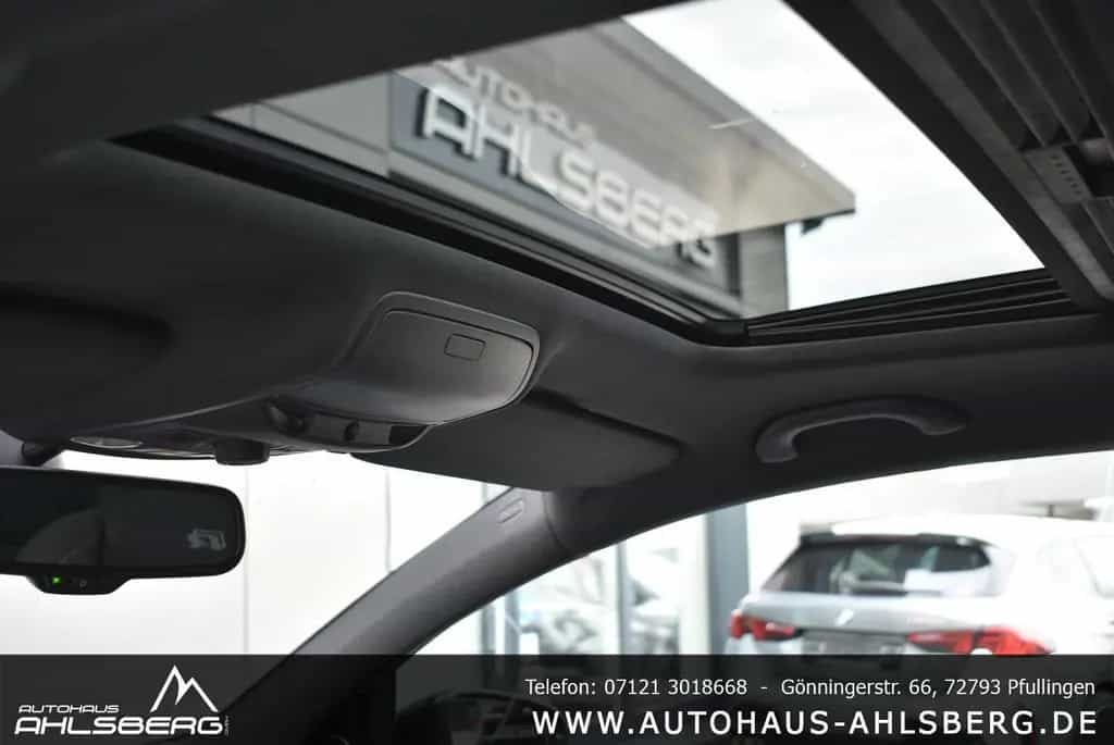 Volkswagen Golf VI R 4MOTION/BRD/1.HAND/DSG/SHD/XENON/NAVI/ 06/2012-photo-27