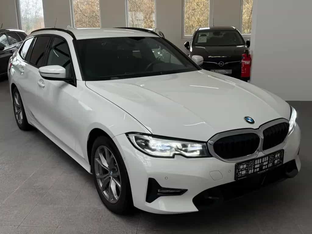 BMW 320 d Sport-Line*M-SPORT*VIRTUAL*LED*LEDER*NAVI* 03/2022-photo-0