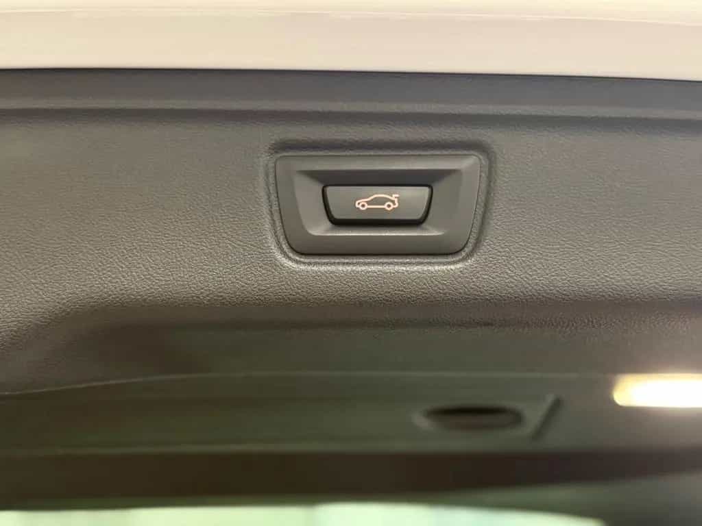 BMW 320 d Sport-Line*M-SPORT*VIRTUAL*LED*LEDER*NAVI* 03/2022-photo-24