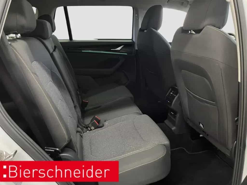 Skoda Kodiaq 2.0 TSI DSG 4x4 Selection PANO AHK KAMERA 07/2025-photo-23