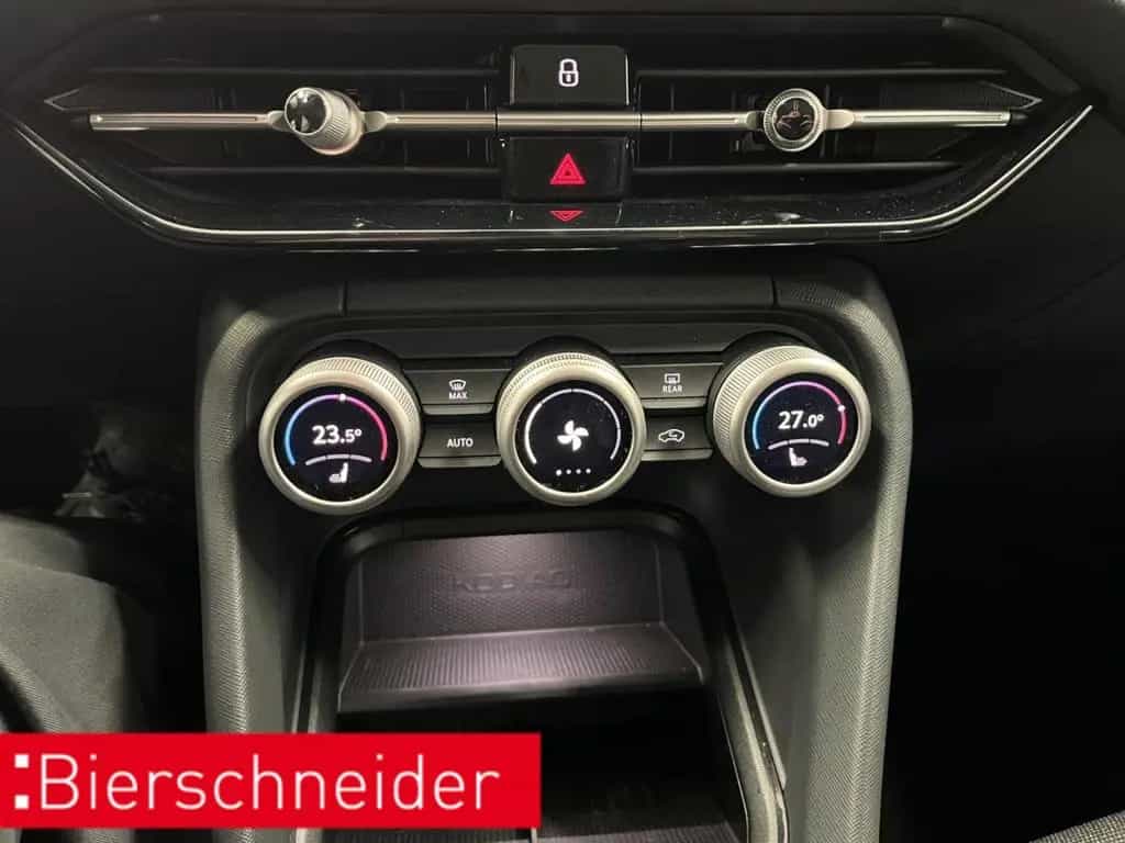 Skoda Kodiaq 2.0 TSI DSG 4x4 Selection PANO AHK KAMERA 07/2025-photo-25