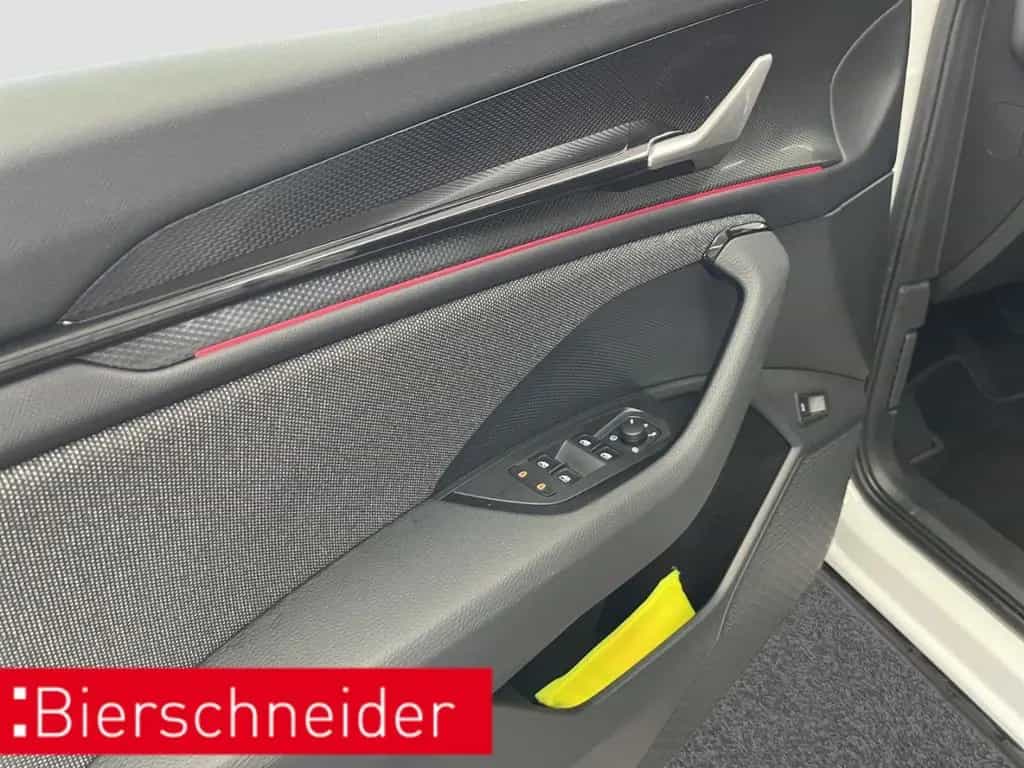 Skoda Kodiaq 2.0 TSI DSG 4x4 Selection PANO AHK KAMERA 07/2025-photo-30