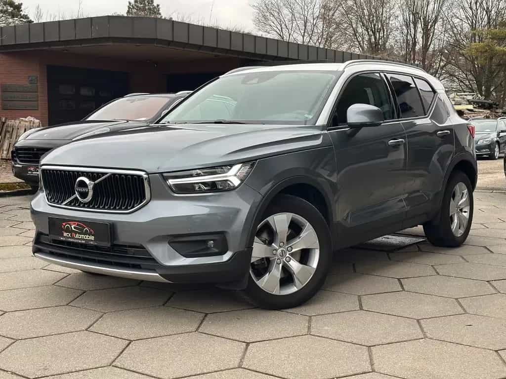 Volvo XC40 Momentum AWD LED HARMAN KARDON NAVI 04/2019-photo-0