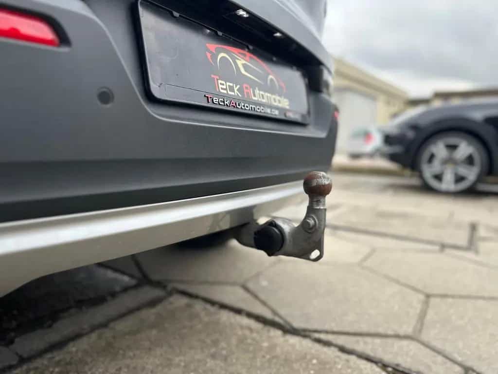 Volvo XC40 Momentum AWD LED HARMAN KARDON NAVI 04/2019-photo-14