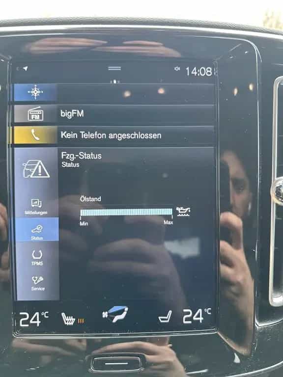 Volvo XC40 Momentum AWD LED HARMAN KARDON NAVI 04/2019-photo-24