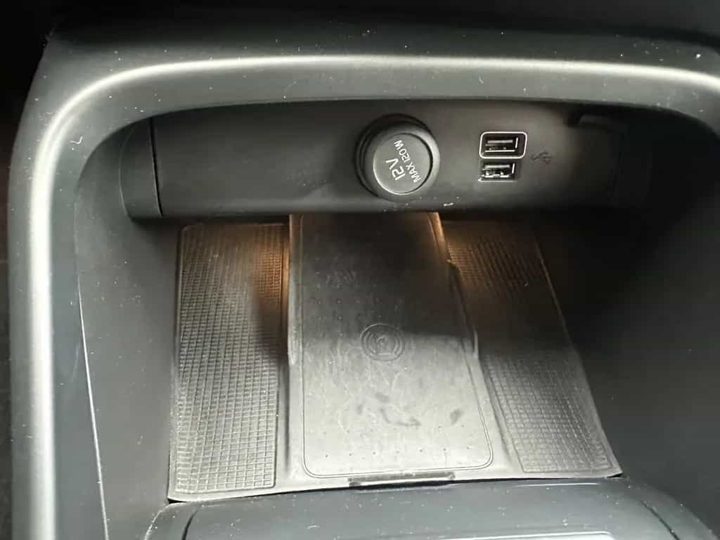 Volvo XC40 Momentum AWD LED HARMAN KARDON NAVI 04/2019-photo-31