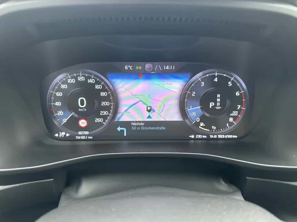 Volvo XC40 Momentum AWD LED HARMAN KARDON NAVI 04/2019-photo-34