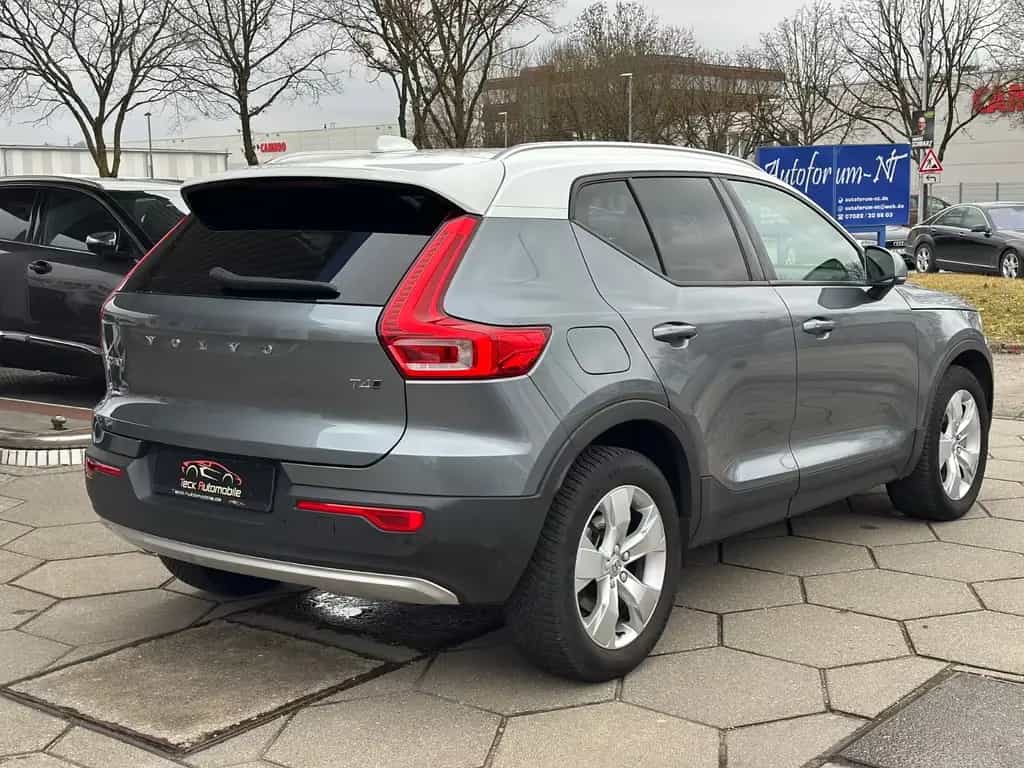 Volvo XC40 Momentum AWD LED HARMAN KARDON NAVI 04/2019-photo-7