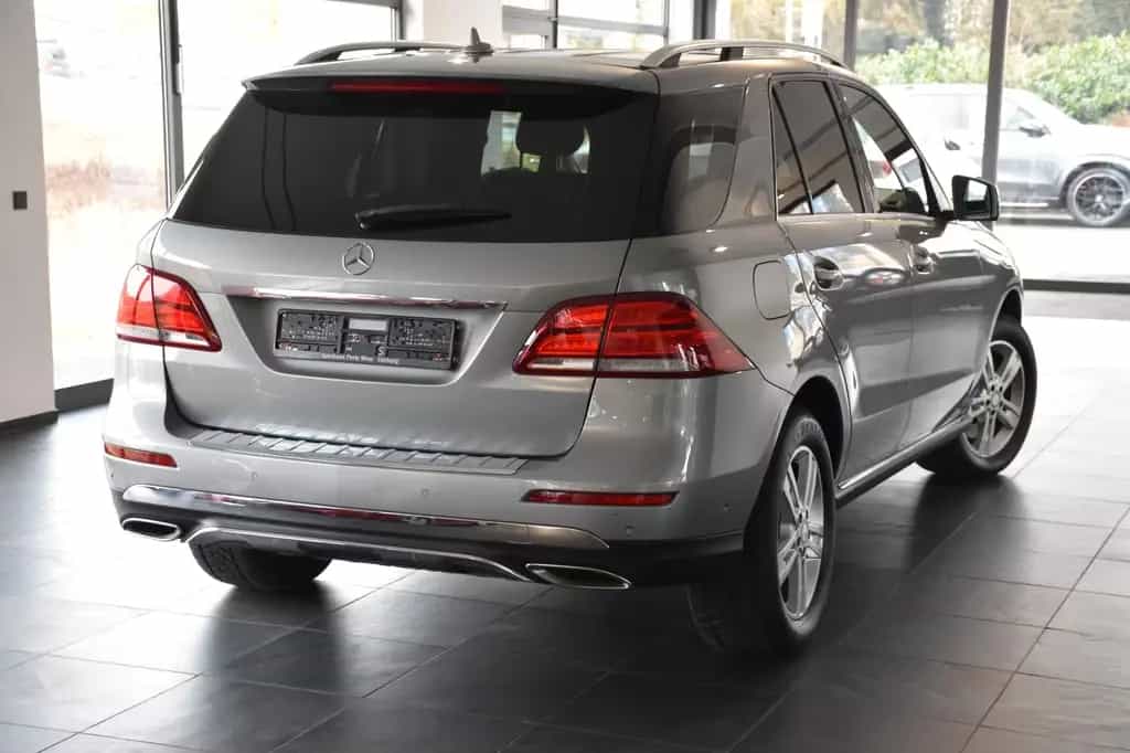 Mercedes-Benz GLE-Class 400 4Matic 7G AMG LINE INT"DISTRONIC"ESD"LED 11/2015-photo-2
