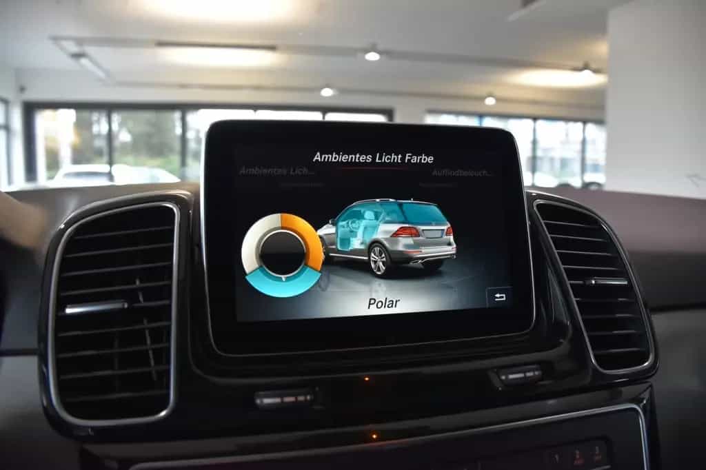 Mercedes-Benz GLE-Class 400 4Matic 7G AMG LINE INT"DISTRONIC"ESD"LED 11/2015-photo-29