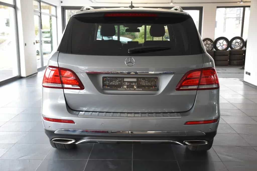 Mercedes-Benz GLE-Class 400 4Matic 7G AMG LINE INT"DISTRONIC"ESD"LED 11/2015-photo-4