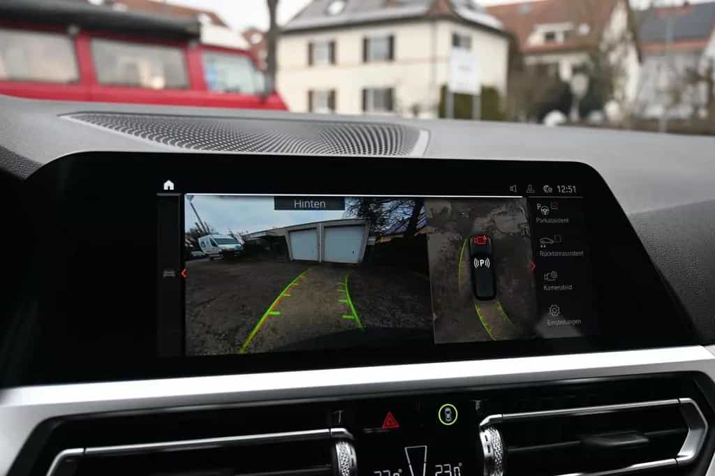 BMW 320 3 Touring 320 d xDrive Idividual 360 Kamera 07/2020-photo-16