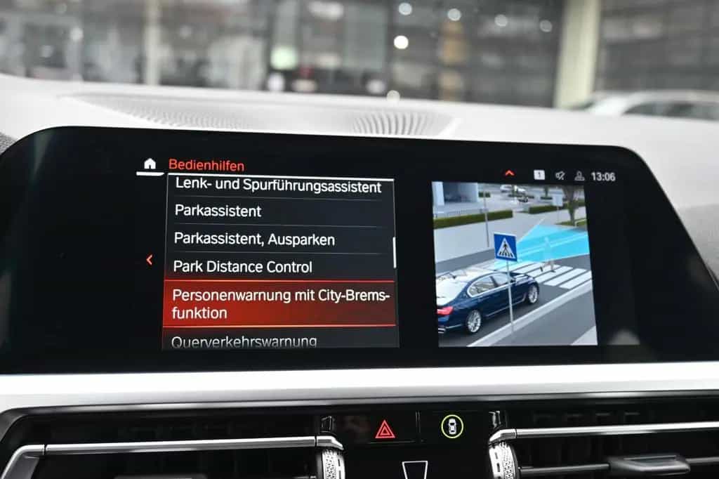 BMW 320 3 Touring 320 d xDrive Idividual 360 Kamera 07/2020-photo-23