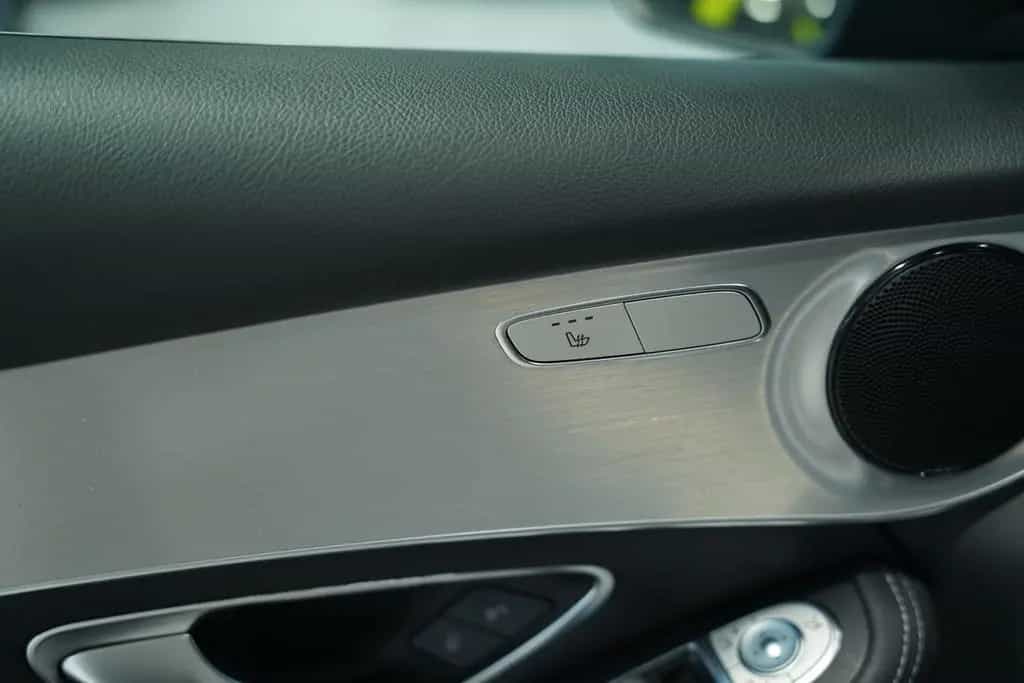 Mercedes-Benz GLC 250 4M AMG Line *20 *Pano *AHK *Navi *KeyGo 01/2018-photo-23